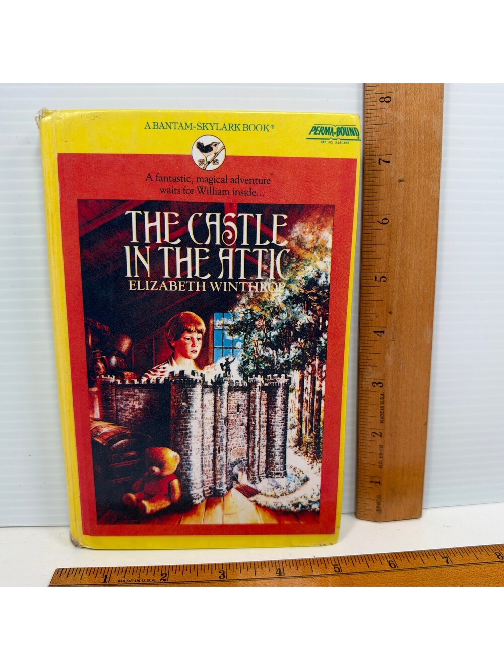 The Castle in the Attic Elizabeth Winthrop Bantam Skylark Hardcover Book Fantasy